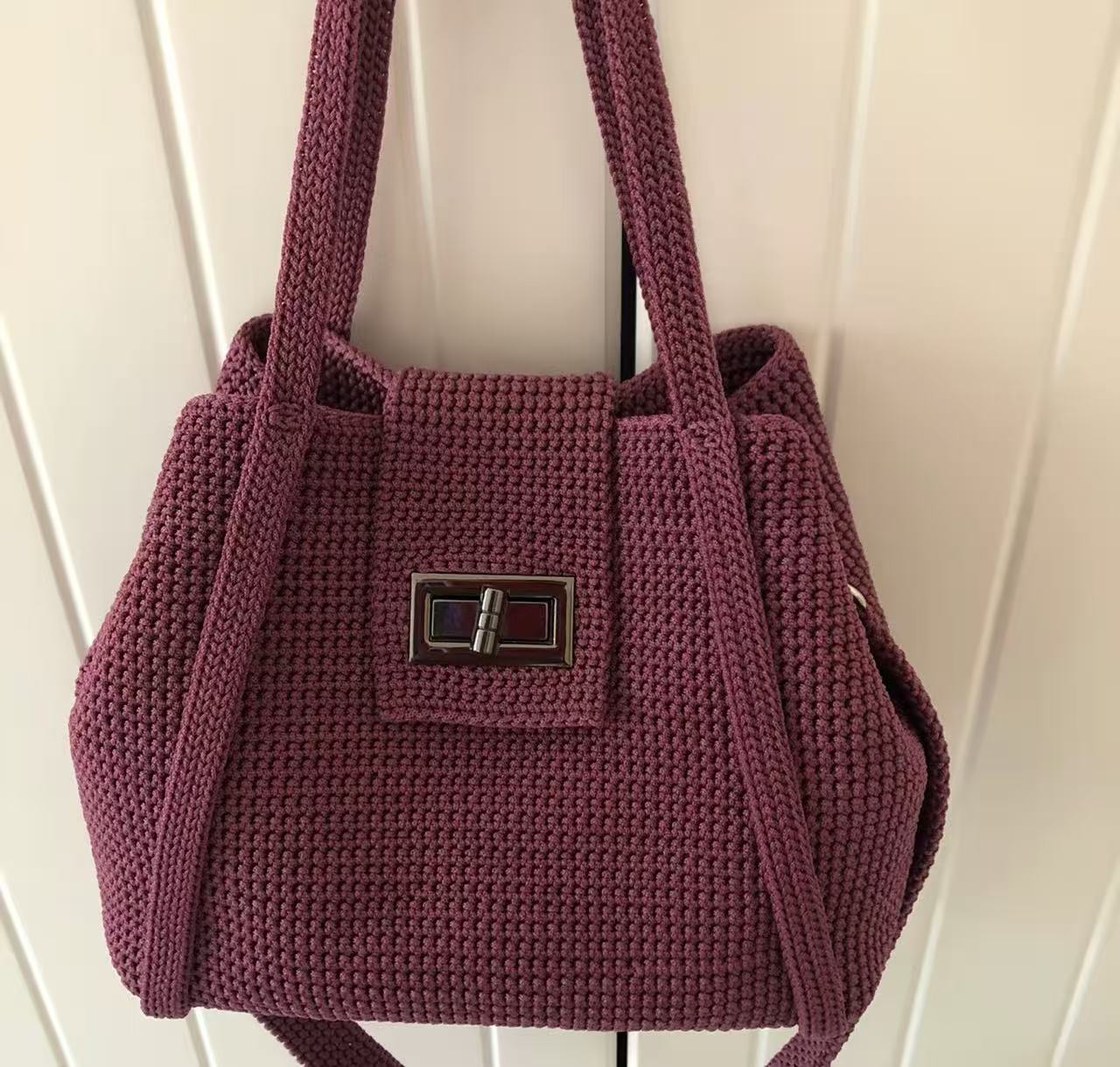 Crocheted vegetable basket bag